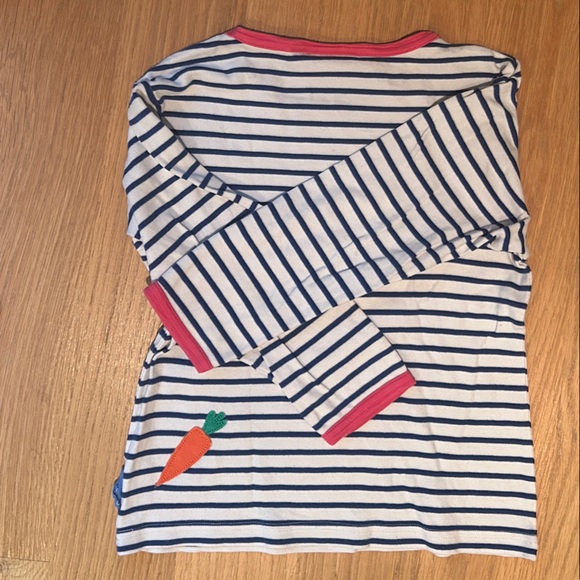 2 Toby Tiger Organic shirts, adorable and perfect for fall and winter - used - Picture 6 of 8